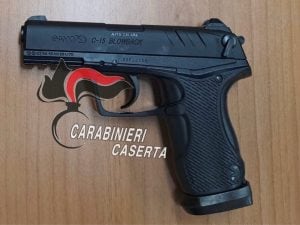 pistola-mondragone-300x225.jpg