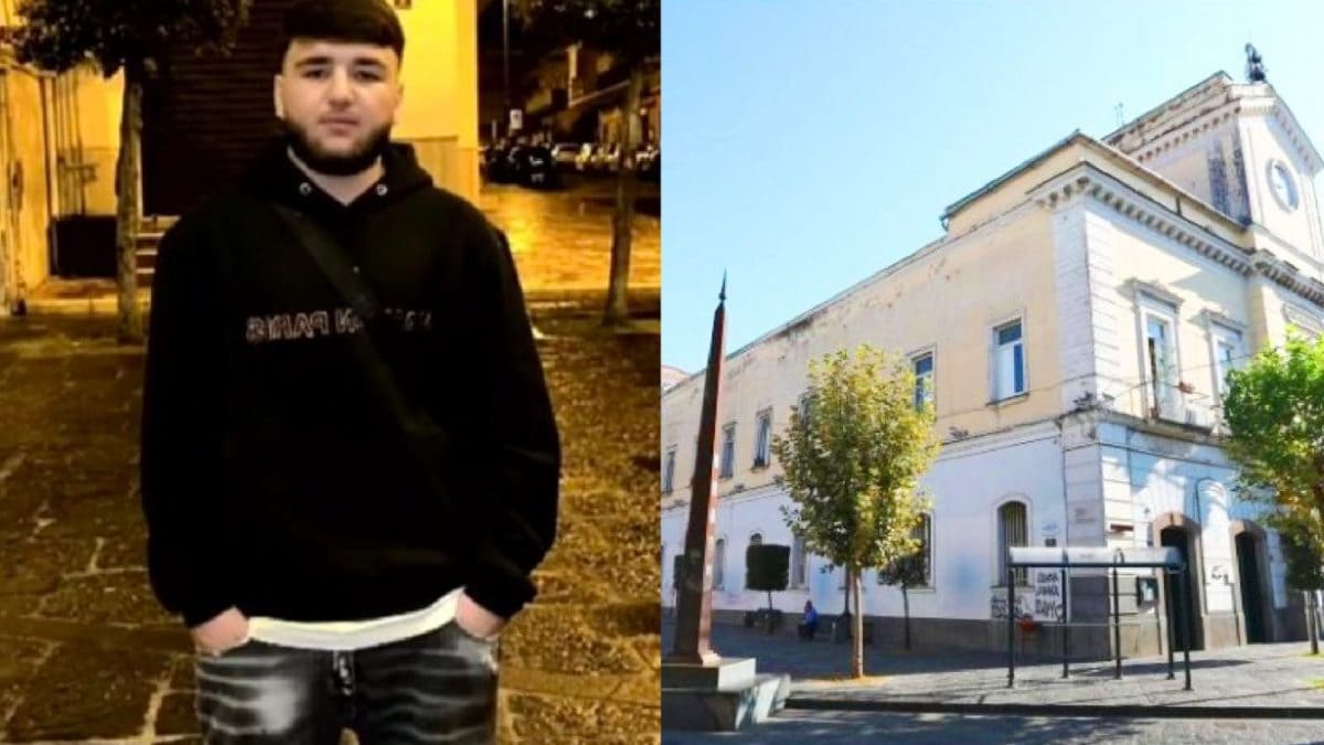 Pasquale Nappo (a sinistra) e piazza Pace a Boscoreale, dove il 18enne è stato ucciso