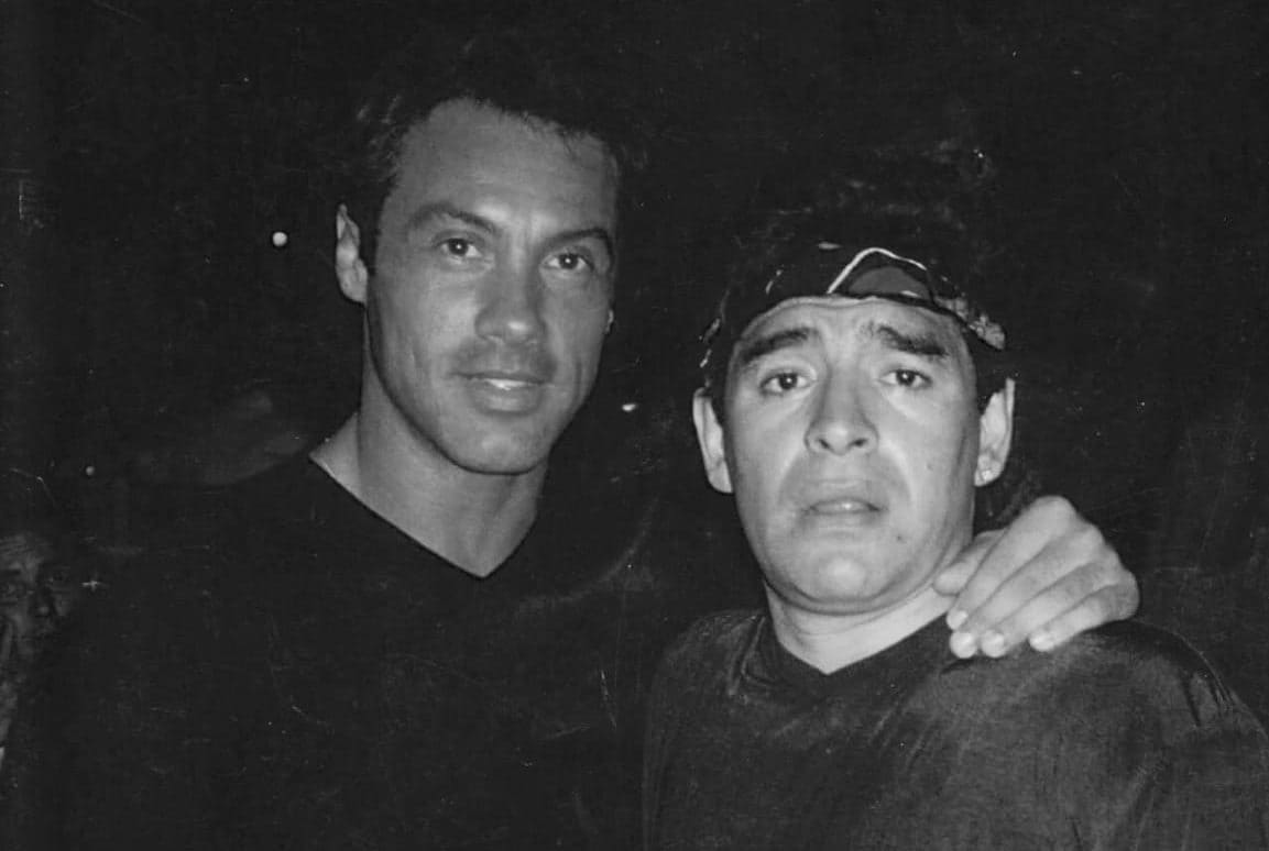 Ibiza, 1998. L’ex re del narcotraffico, Rino Bonifacio, insieme a Diego Armando Maradona