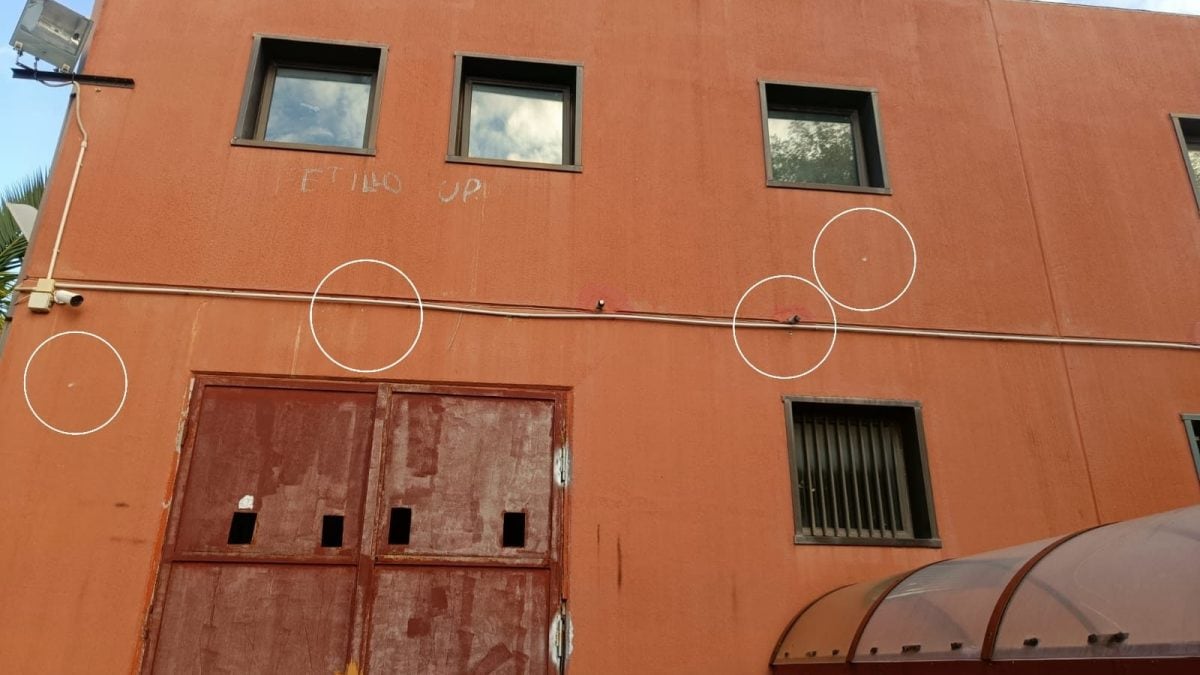 Il Serd di Acerra e i fori di proiettile