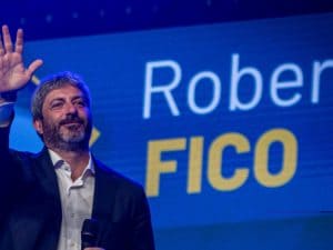 roberto-fico-1--300x225.jpg