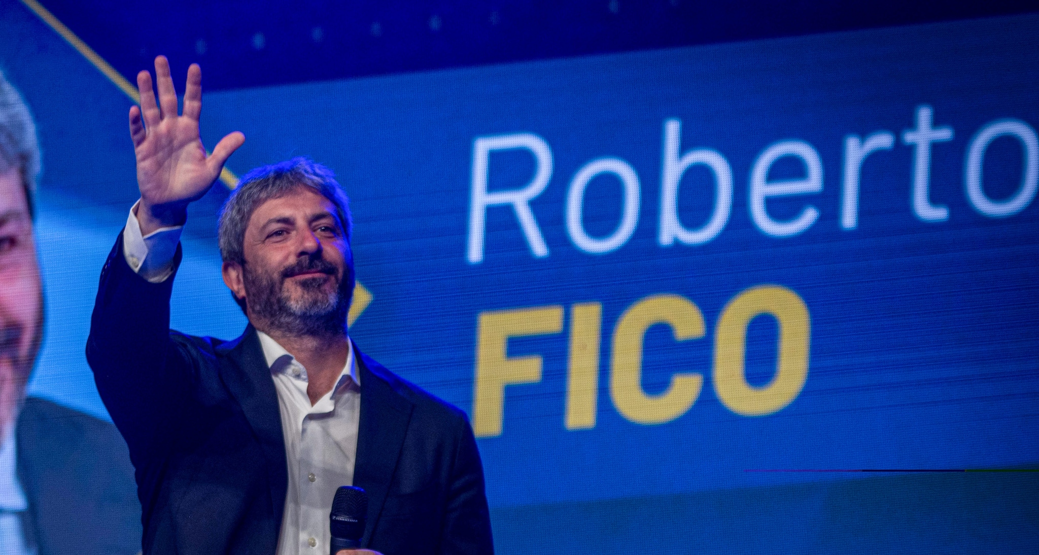 Gli assessori esterni e la nuova leadership di Roberto Fico in Campania