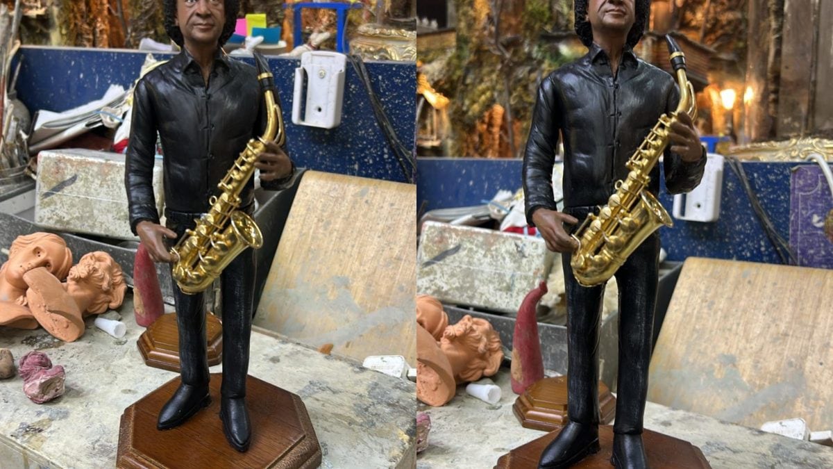 La statuina di James Senese