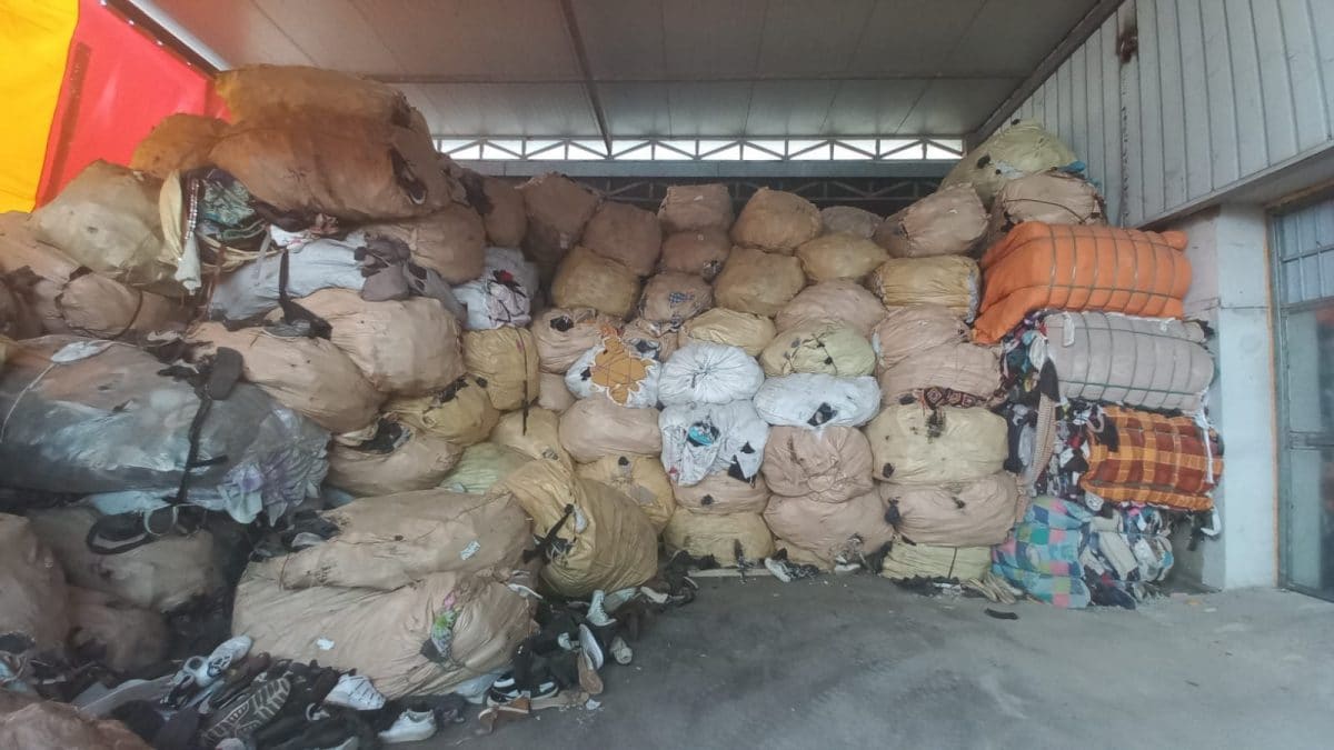 La discarica di rifiuti scoperta a Sant’Antimo