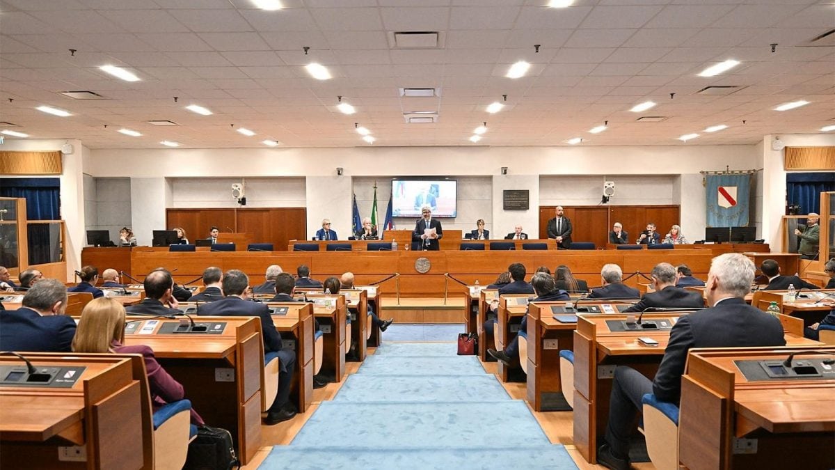 La prima seduta del Consiglio regionale della Campania