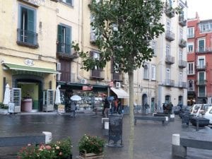 piazza-carolina-300x225.jpg
