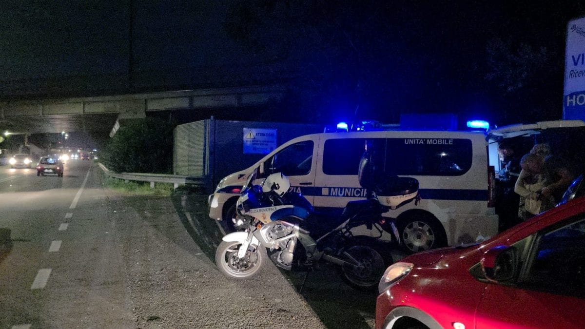 Pozzuoli, controlli in strada della Polizia Municipale