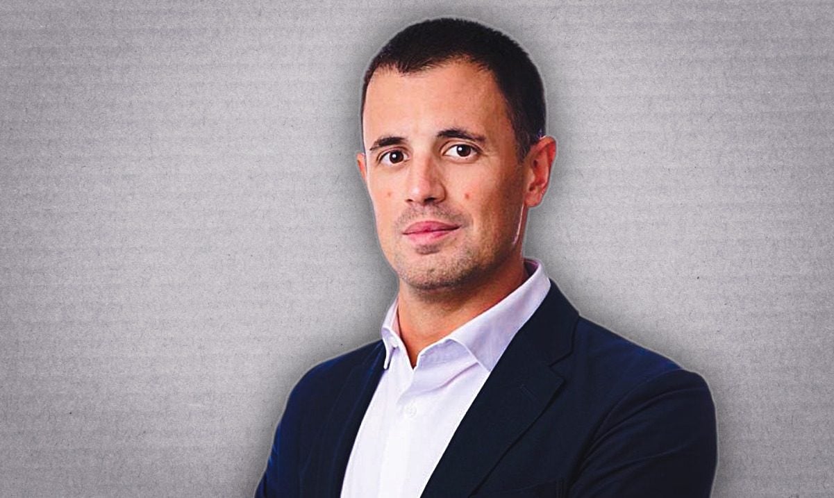 Il dossier Trasporti in Campania: "Fico si dia l'obiettivo di sito e app unica per i trasporti"