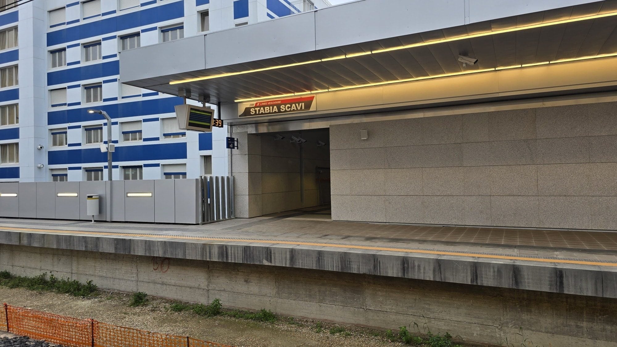 La banchina della fermata di Stabia Scavi. Foto / Comune di Castellammare di Stabia