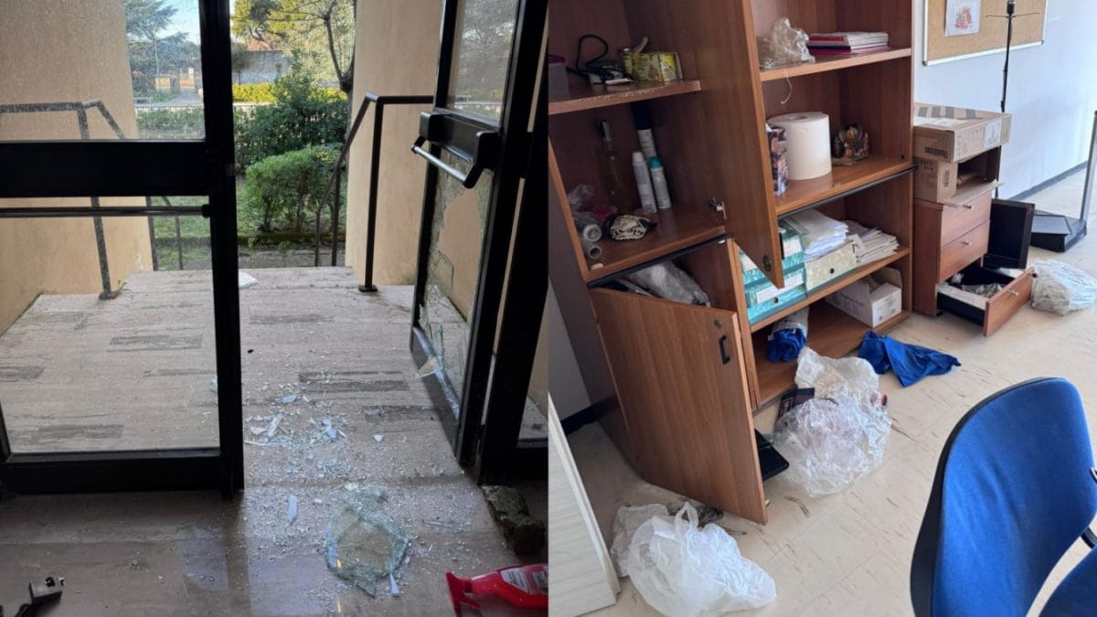 I danni del raid al Centro Asterix