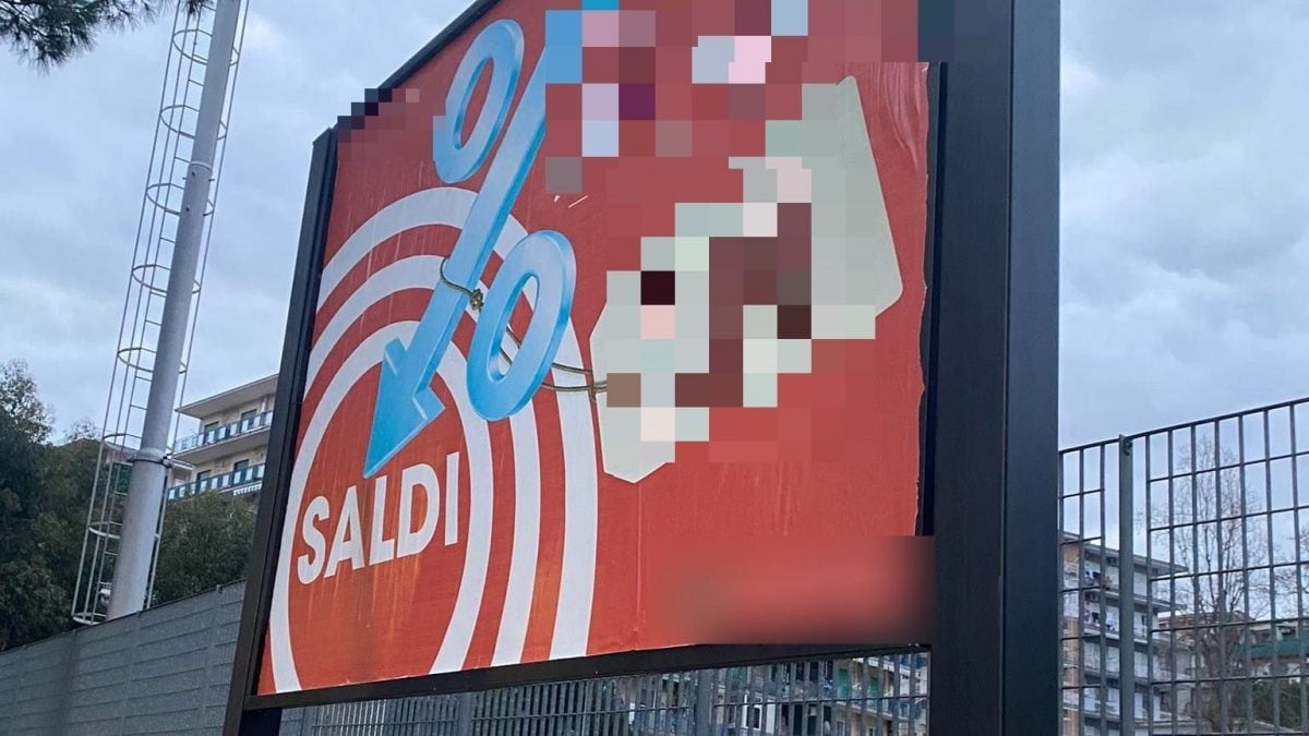 Un cartellone pubblicitario / immagine di repertorio