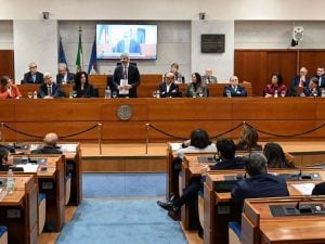 Dal salario minimo ai malati gravi alla violenza sulle donne: il Consiglio Regionale in moto per le prime proposte di legge