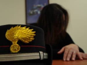 violenza-donne-carabinieri-300x225.jpeg