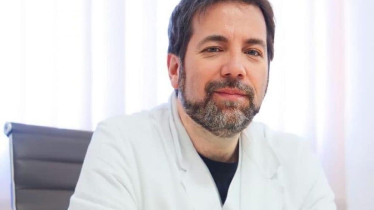 Alessandro Perrella, primario del Cotugno e coordinatore regionale PNCAR
