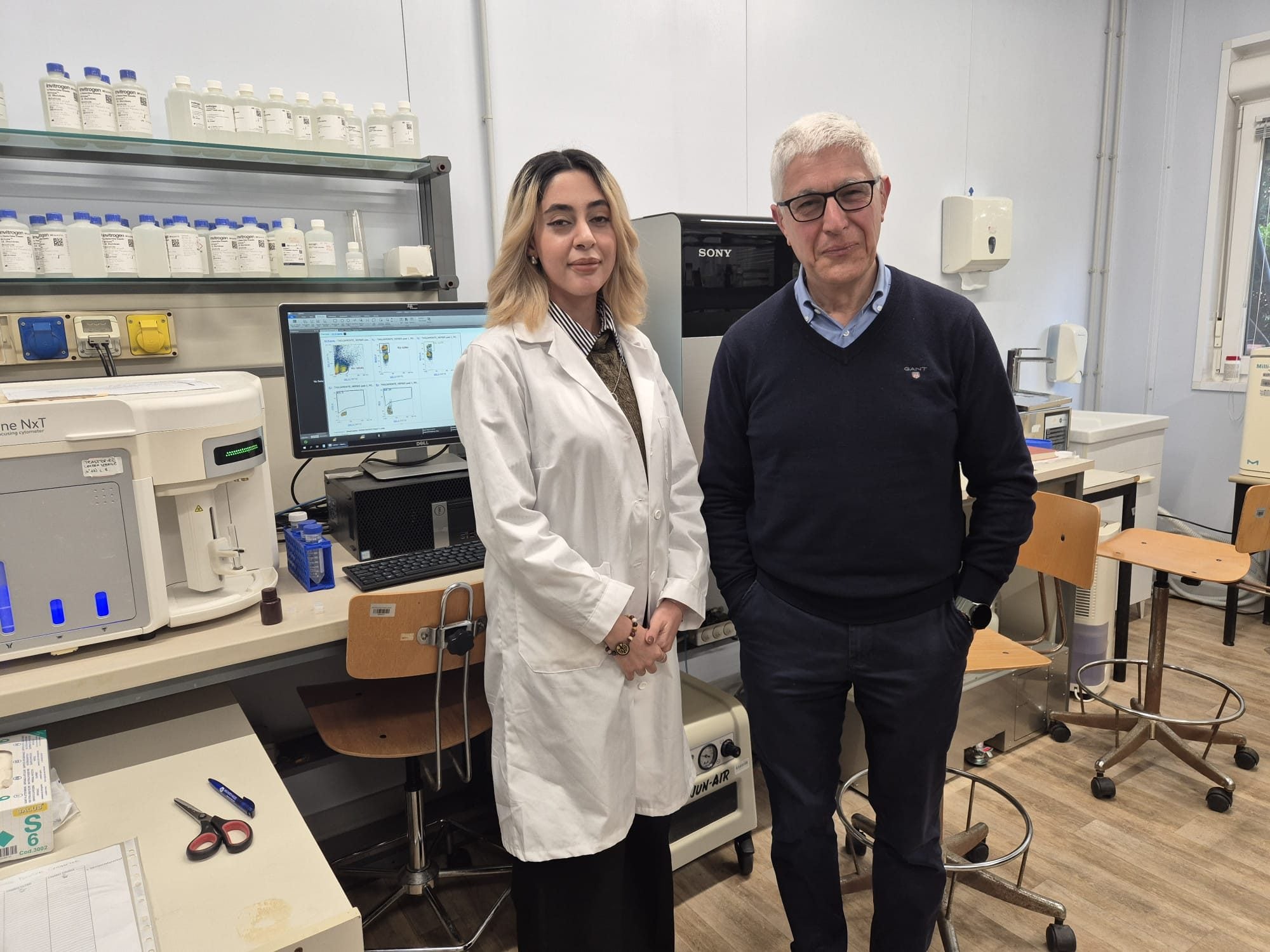 Maedeh Fallah insieme al professor Luigi Buonaguro