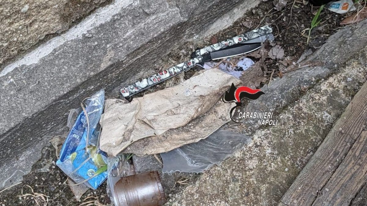 Il coltello ritrovato nel canale di scolo