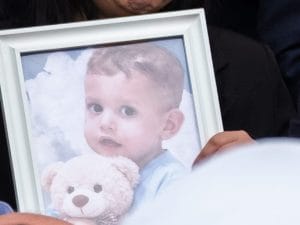 Morte di Domenico, la famiglia del bimbo non sarà al Monaldi per la la commemorazione