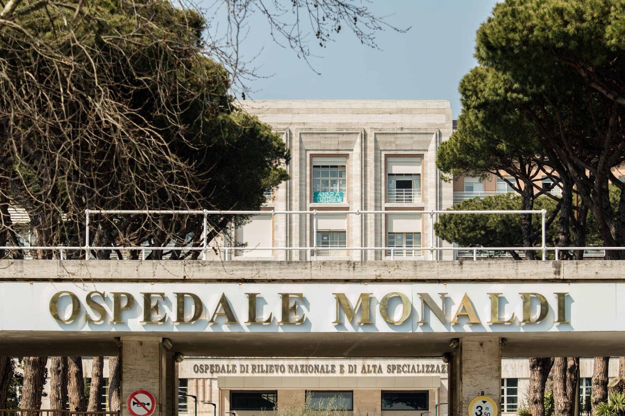 L’ospedale Monaldi ora ha regole più rigide nei rapporti tra giornalisti medici e infermieri