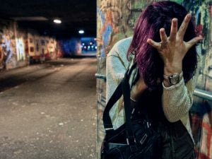 Appostamenti, chiamate e messaggi all’ex a qualsiasi ora: stalker dovrà stare a un chilometro dalla vittima