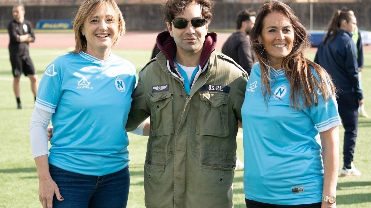 Le assessore Ferrante e Zabatta col presidente del team