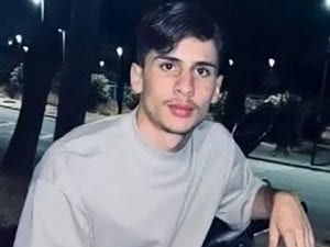 Morte di Fabio Ascione, benedizione al Policlinico e bara al cimitero scortata dalla polizia domani