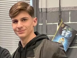 Per Fabio Ascione funerali pubblici a Ponticelli: la Questura cambia idea