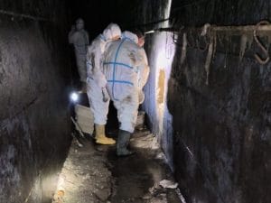 Le immagini delle gallerie scavate dai rapinatori della Credit Agricole di piazza Medaglie d’Oro a Napoli