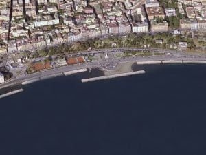 Il Comune di Napoli ha vietato la balneazione su un tratto del Lungomare Caracciolo dopo un controllo dell’Arpac
