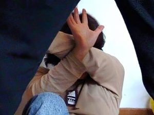 Avellino, arrestato 47enne per maltrattamenti e sequestro del figliastro di dieci anni
