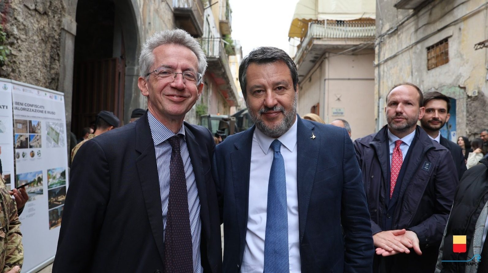 Il sindaco Gaetano Manfredi (a sinistra) e il ministro Matteo Salvini (a destra)