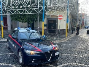 Bomba contro la banca BPER a Frattaminore nella notte, ladri in fuga coi soldi dell’ATM