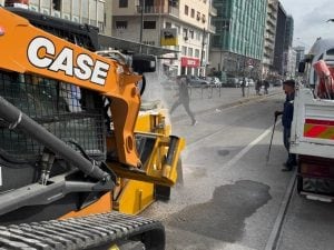 Nuovi lavori del tram su via Marina a Napoli, cantieri per un mese: piano traffico, deviati i bus