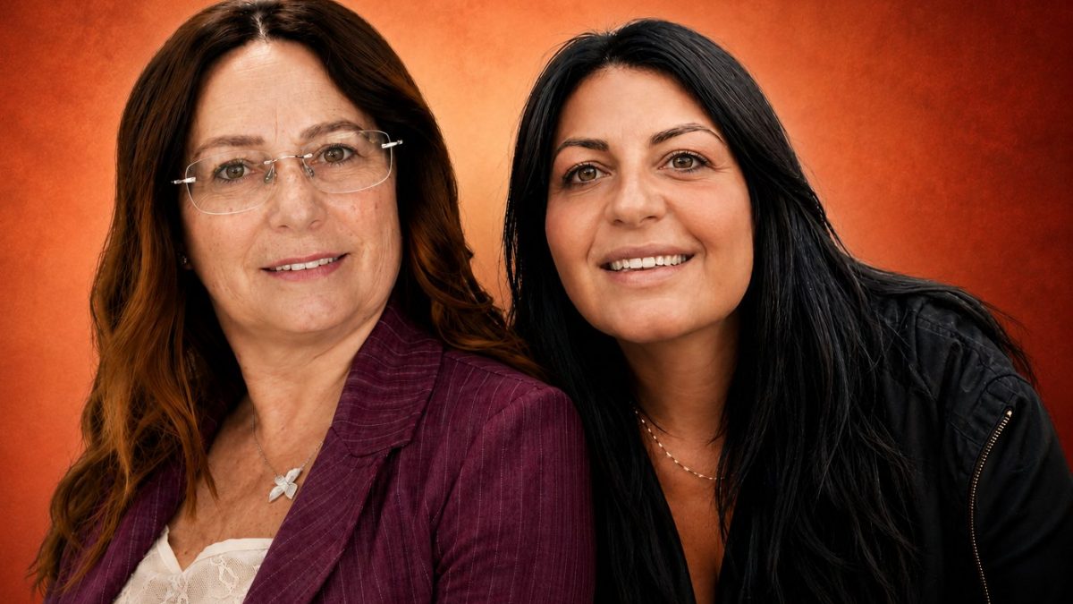 Da sinistra, Pina Liberti e Assia Riccio, consigliere comunali del Partito Democratico a Ercolano