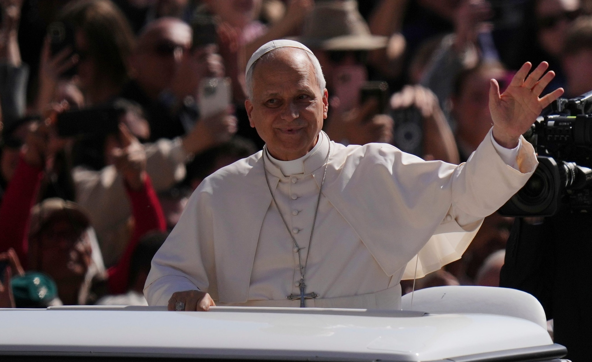 La visita di Papa Leone XIV a Napoli l'8 maggio bloccherà gran parte del centro e del Lungomare