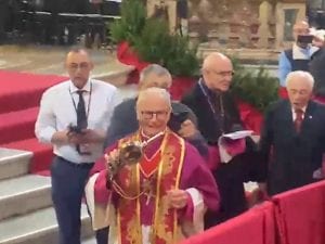 Papa Leone XIV a Napoli, il sangue di San Gennaro si è sciolto oggi: venerdì 8 maggio 2026
