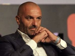 Danneggiata l’auto di Michele Inserra, giornalista