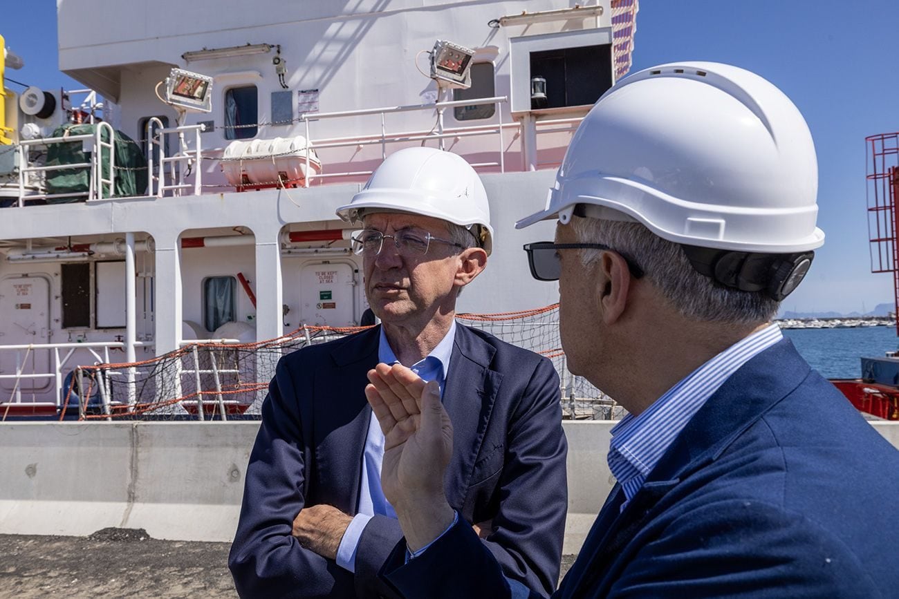 Il sindaco e commissario straordinario Gaetano Manfredi a Bagnoli