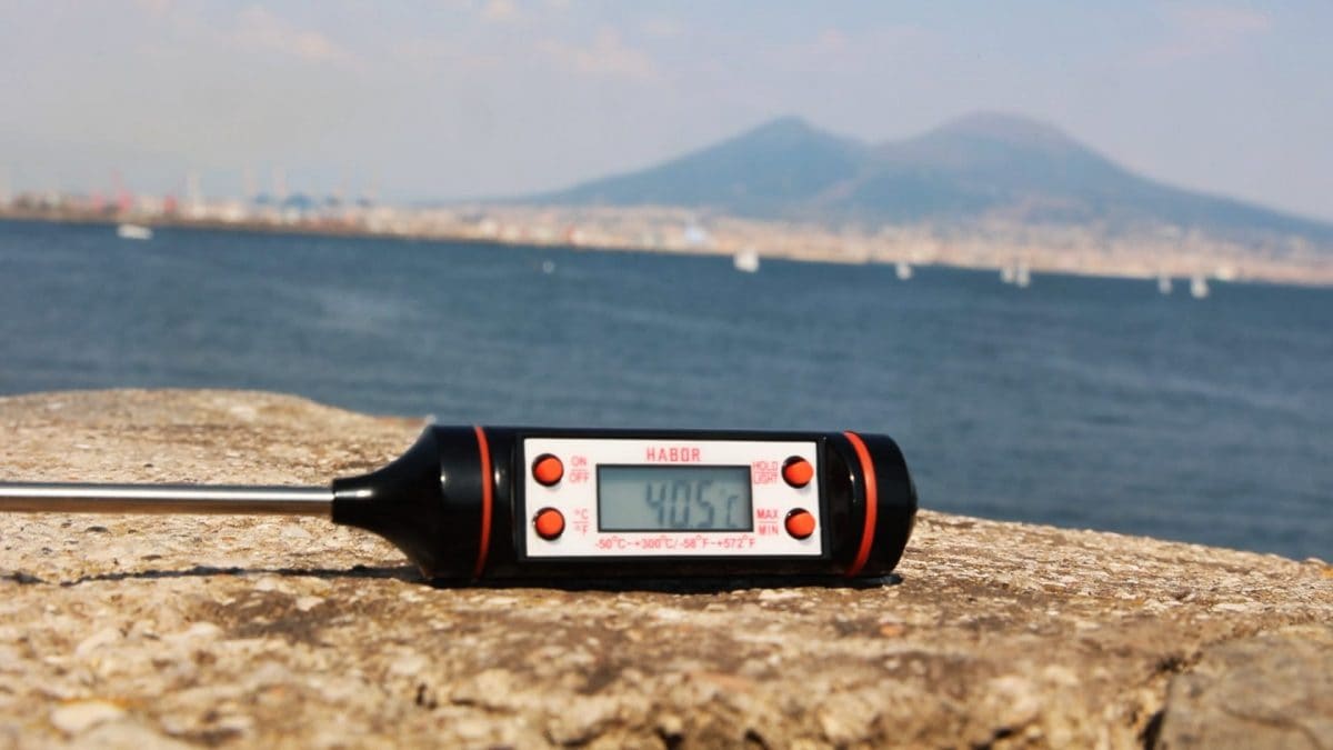 Il termometro a sonda segna oltre 40 gradi.