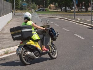 Incidente mortale per una portalettere a San Cipriano d’Aversa