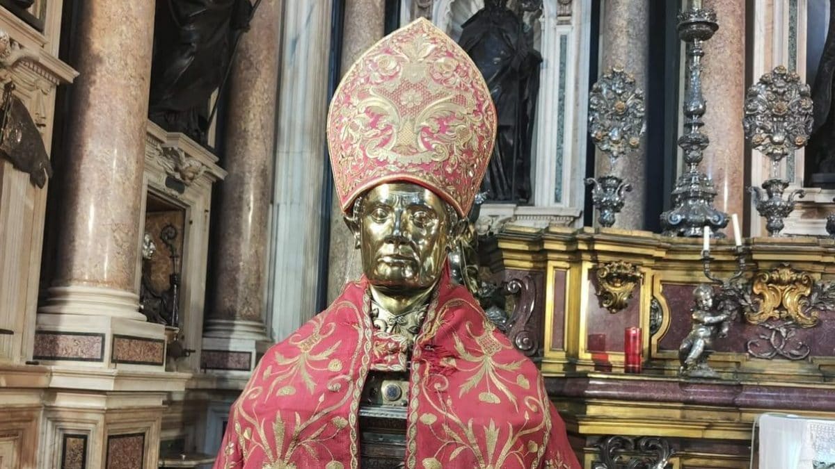 Il busto di San Gennaro al Duomo di Napoli