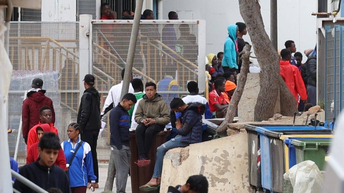 Foto di repertorio, hotspot di Lampedusa
