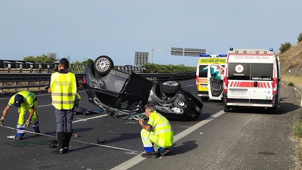 Incidente sull'autostrada A2 Salerno–Reggio Calabria / Fanpage.it
