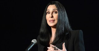 L'eterna giovinezza di Cher: perché non vedremo mai la popstar con i capelli grigi