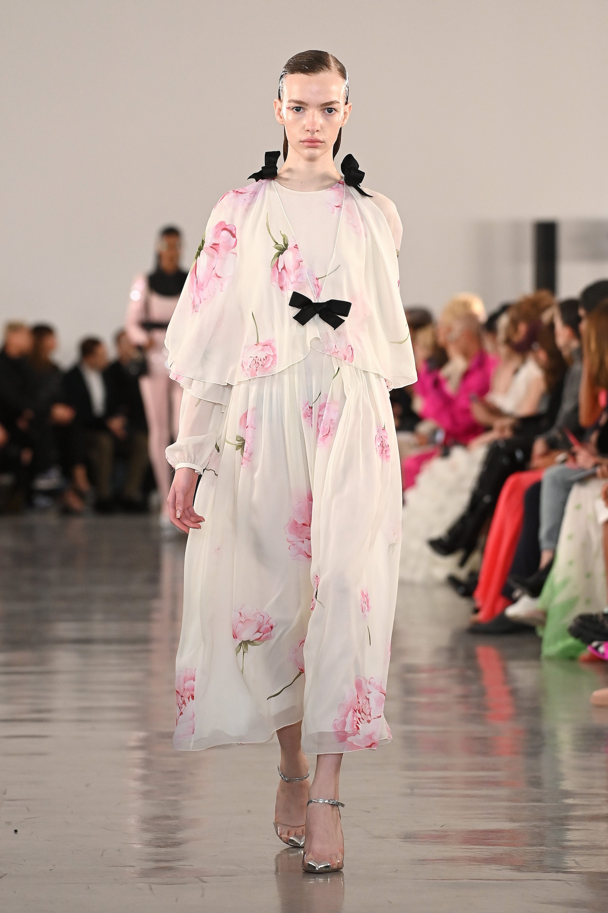 L’abito romantico di Giambattista Valli