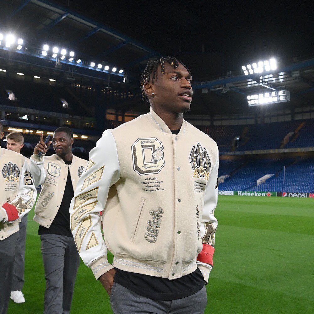 Off White Firma Le Divise Del Milan La Partnership Si Basa Sui Valori 