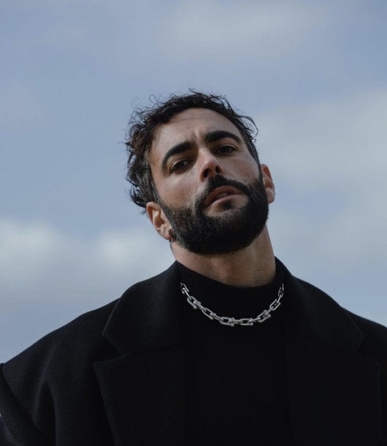 Dove è stato girato il videoclip di Marco Mengoni la location di Due Vite tra le dune Dove è stato girato il videoclip di Marco Mengoni la location di Due Vite tra le dune