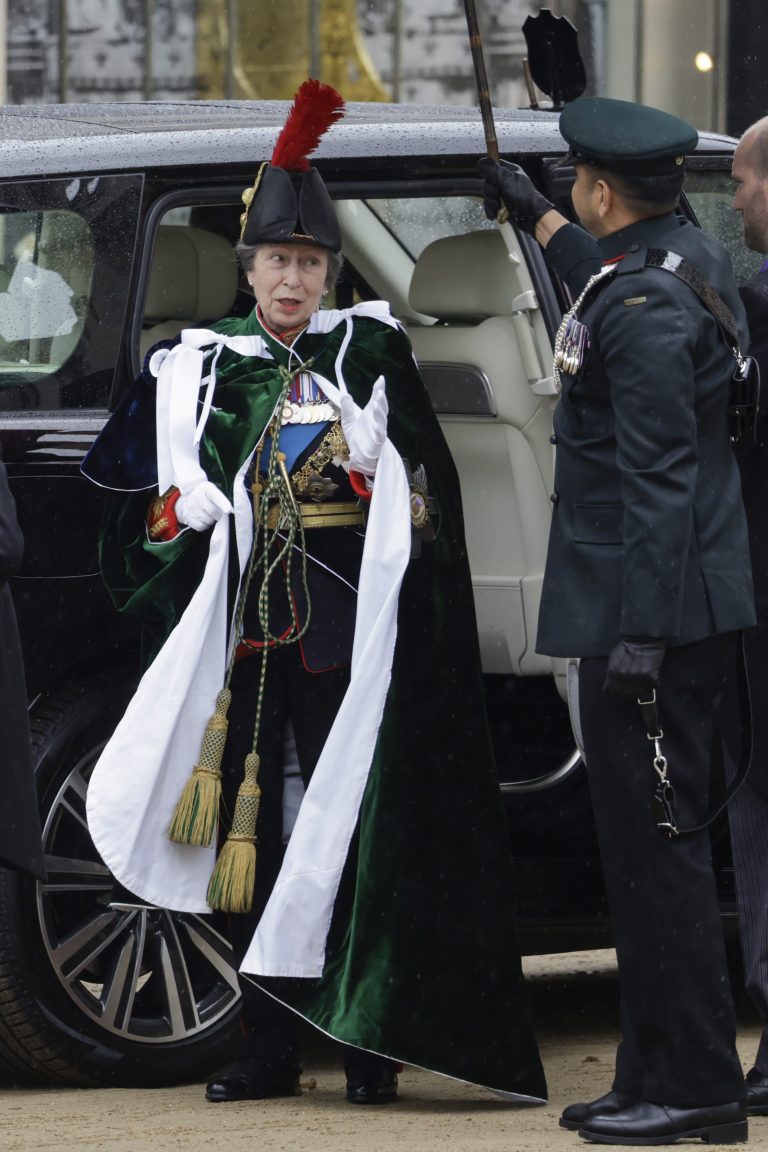 Mantella da principessa e regina rossa e calda, mantello di Cappuccetto
