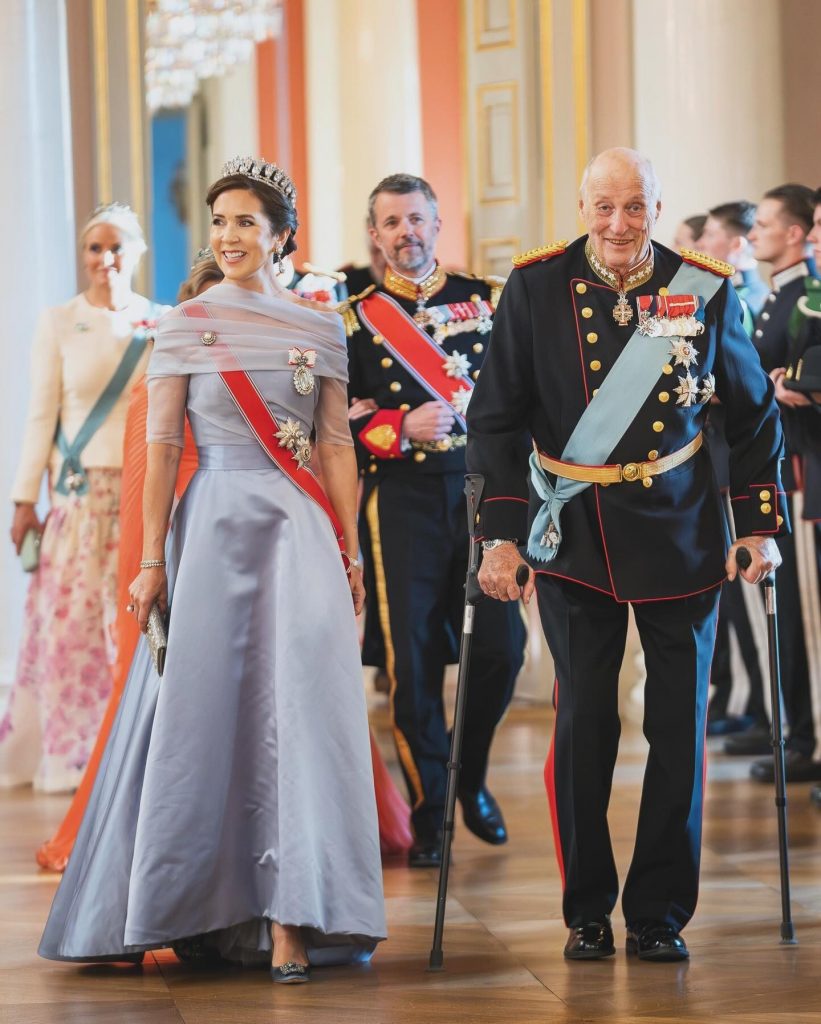 La storia della tiara di perle di Mary di Danimarca: perché l'ha ...