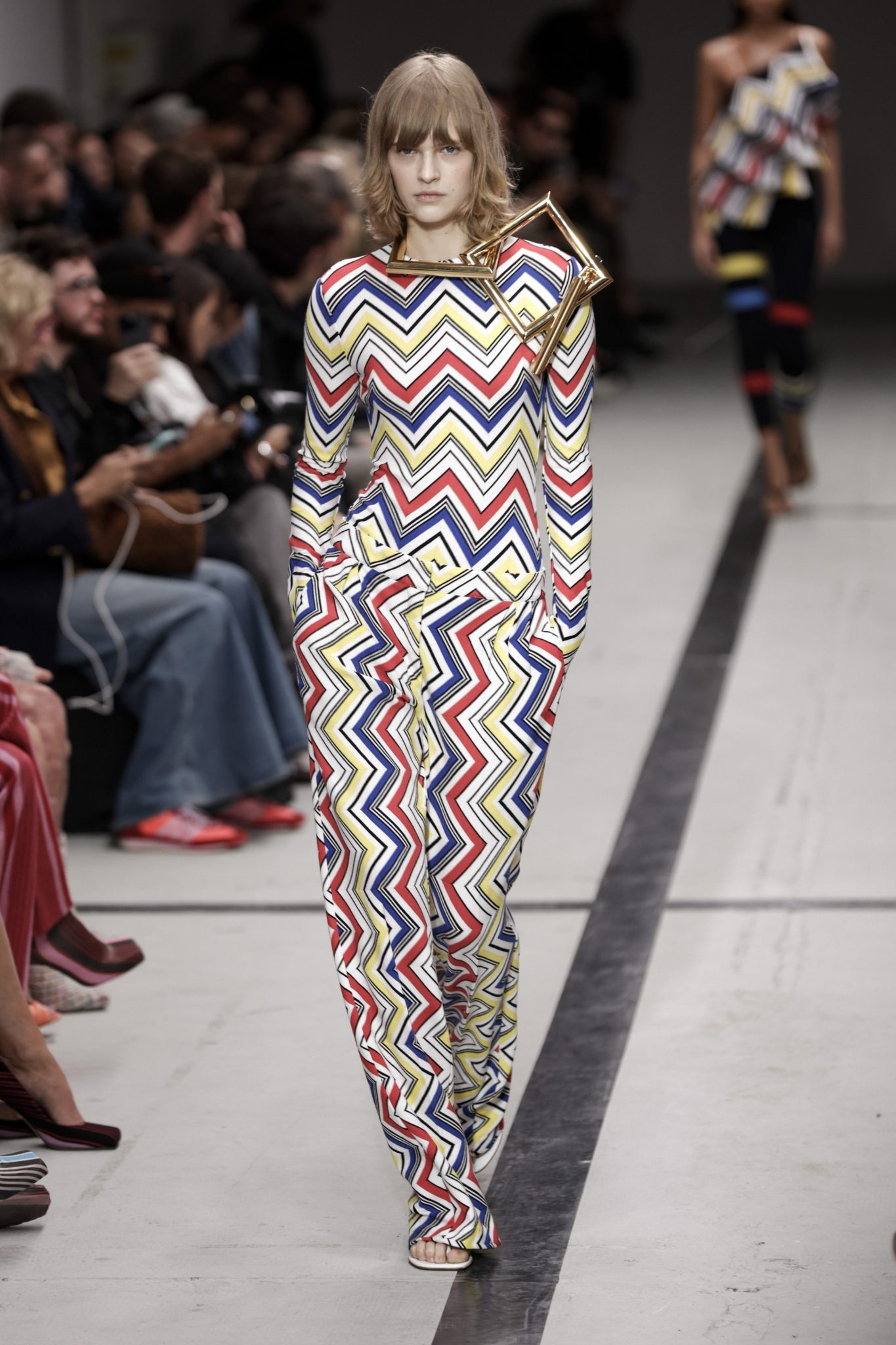 La storia della famiglia Missoni e come è nata l'iconica fantasia a zig ...