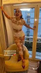 Giulia Stabile dopo Amici diventa icona di stile con l'abito